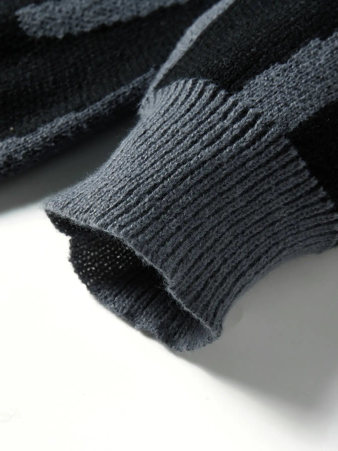 HM®| Fashionable Men's Sweater