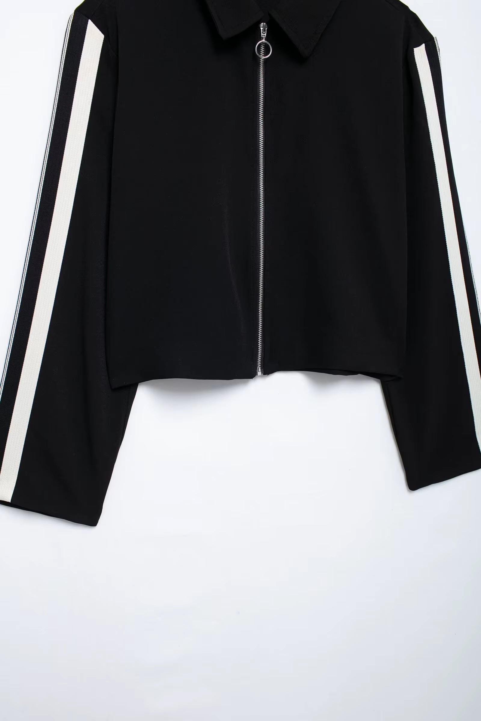 Isla Comfort Set - Stylish Black Suit!